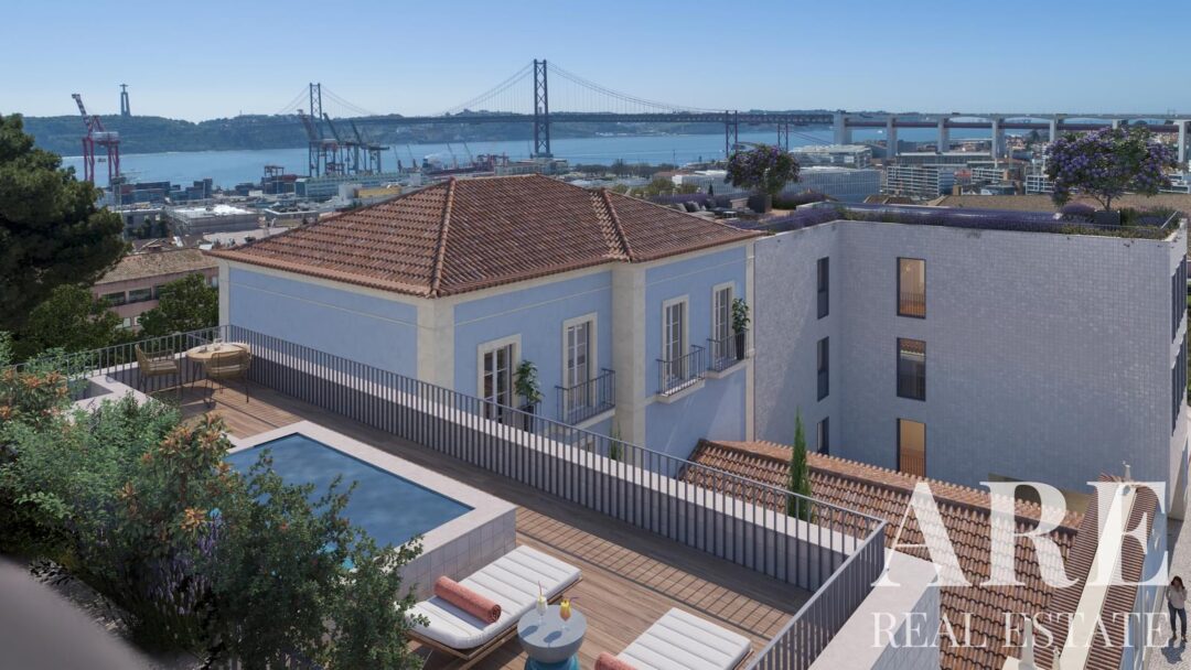 Apartment for sale in Real Calçada, Estrela, Lisbon