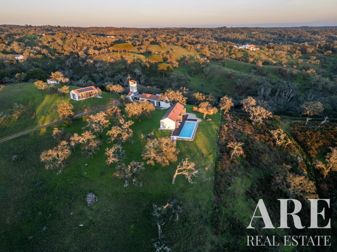 Casa de Fazenda à venda em São Francisco da Serra, Santiago do Cacem - Image 46