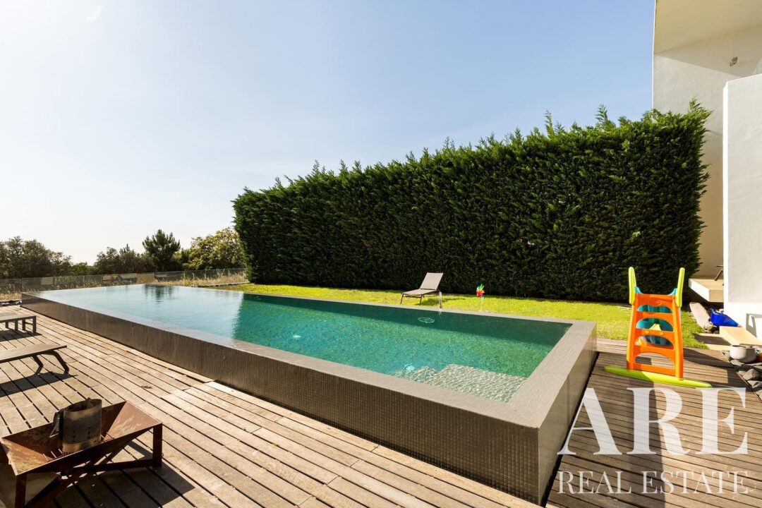 Villa for sale in Castelo, Sesimbra
