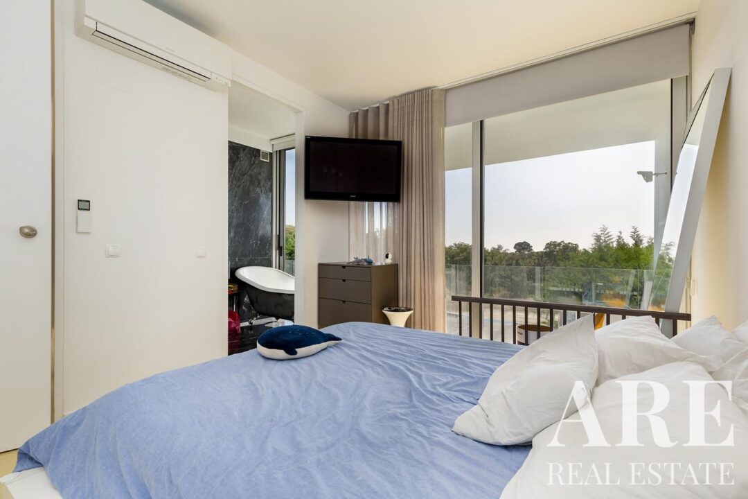 Villa for sale in Castelo, Sesimbra