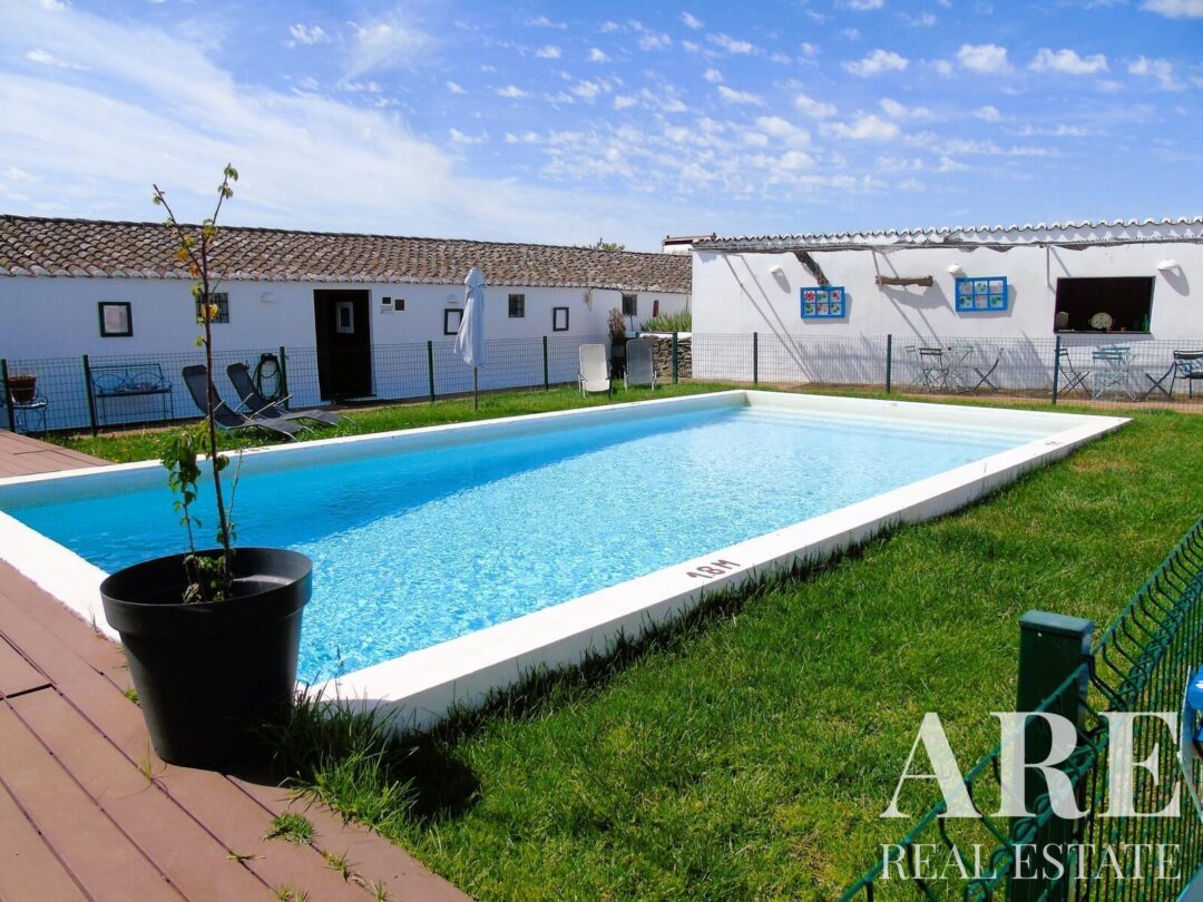 Farmhouse for sale in Elvas