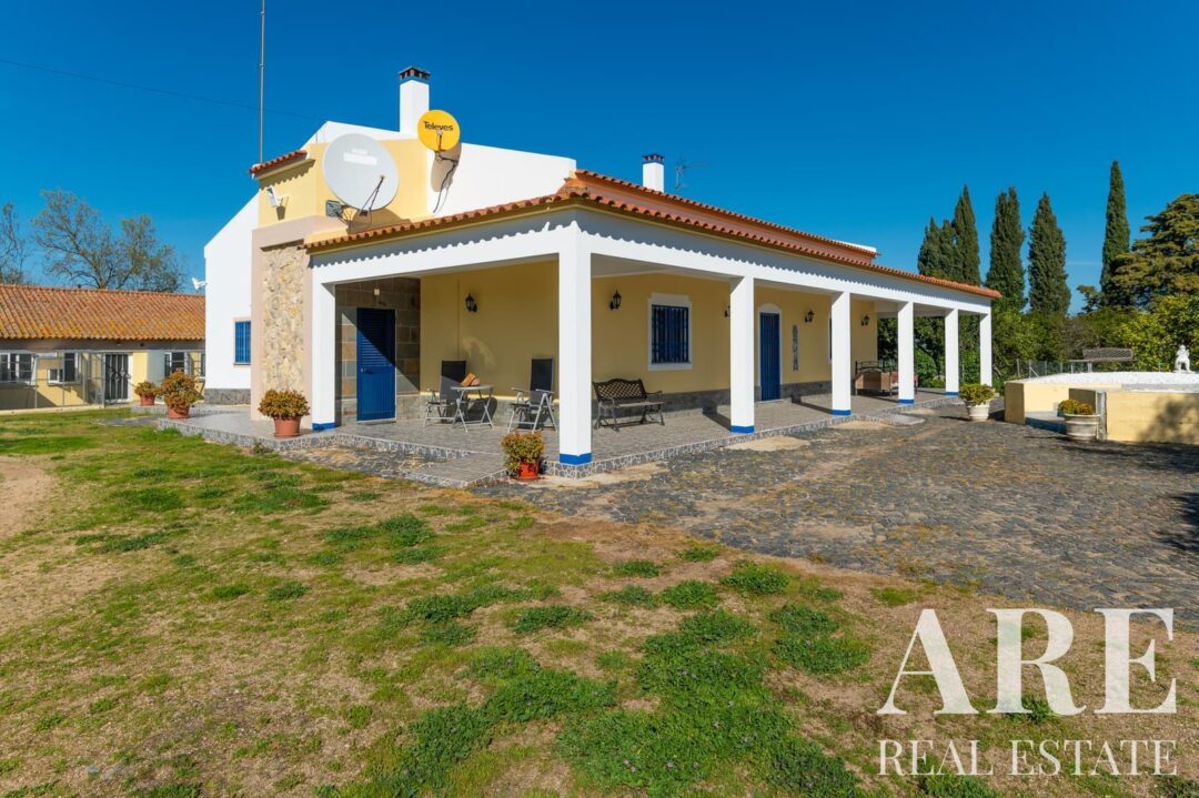 Casa de Fazenda à venda em Beja - Image 4