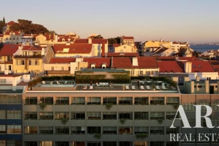 Apartment for sale in Infante Residence, Estrela, Lisbon