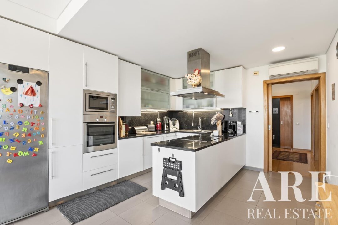 Apartment for sale in Quinta da Beloura, Sintra