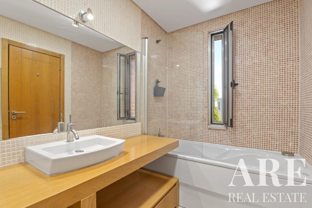 Apartment for sale in Quinta da Beloura, Sintra