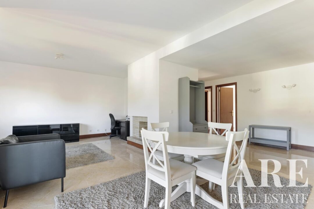 Apartment for sale in Estoril, Cascais