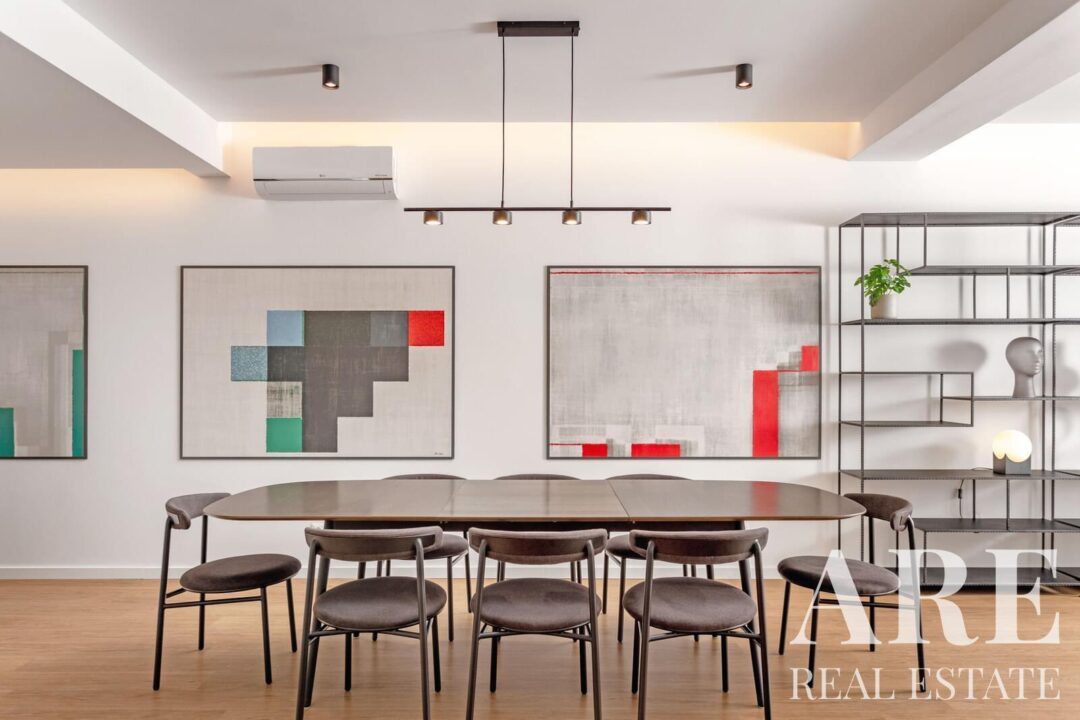 Apartment for sale in Infante Santo (Prazeres), Lisbon