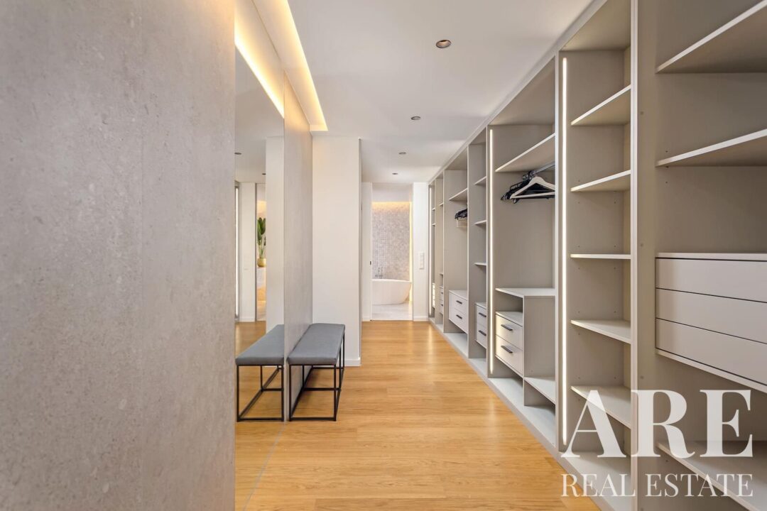 Apartment for sale in Infante Santo (Prazeres), Lisbon