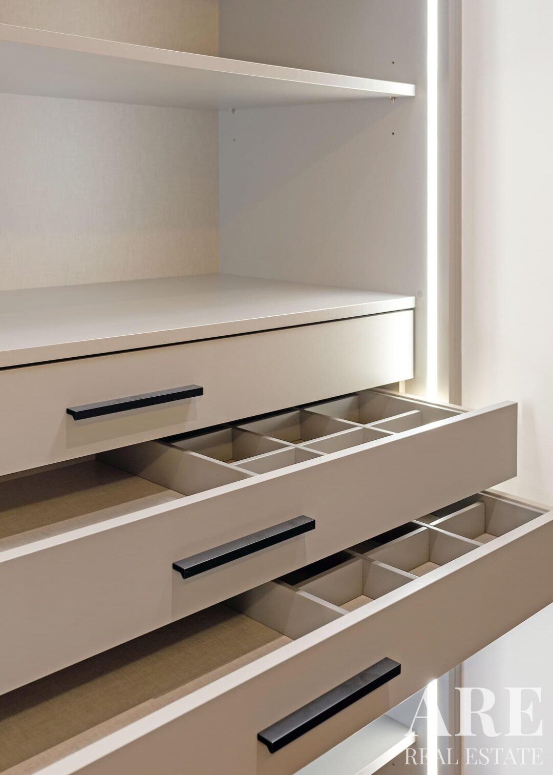 Apartment for sale in Infante Santo (Prazeres), Lisbon