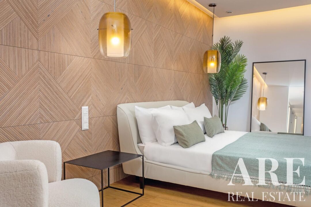 Apartment for sale in Infante Santo (Prazeres), Lisbon