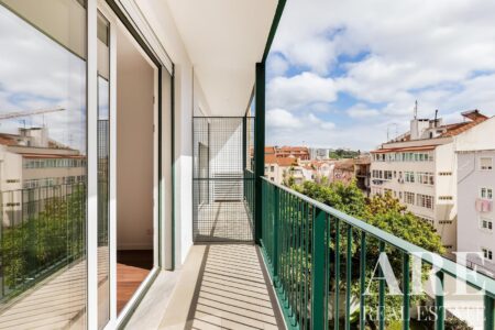 Apartment for sale in Estefânia, Lisbon