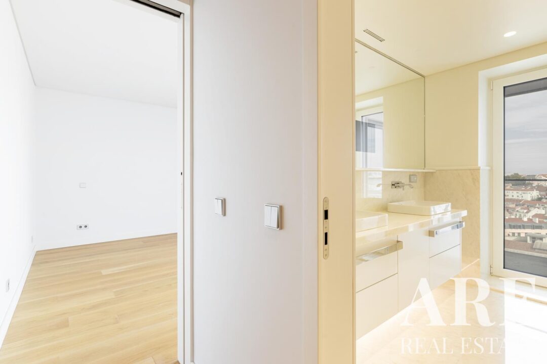 Apartment for sale in Estrela, Lisbon