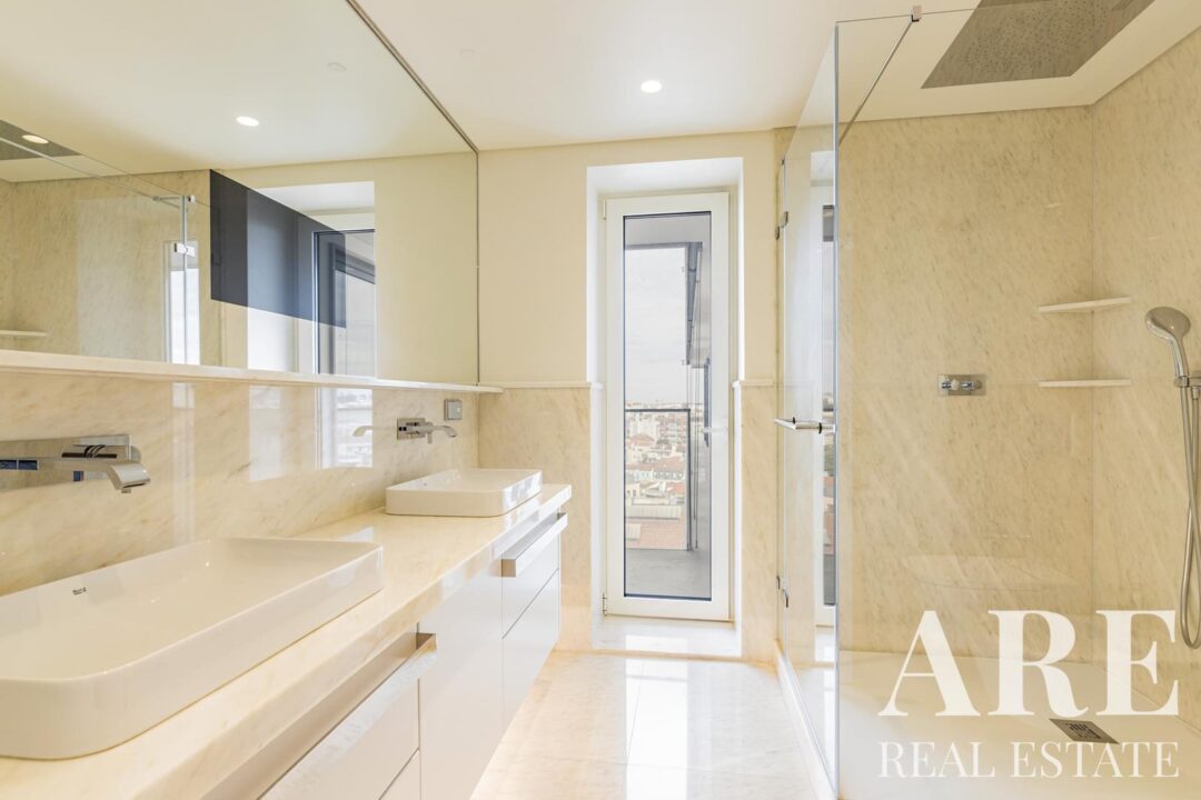 Apartment for sale in Estrela, Lisbon