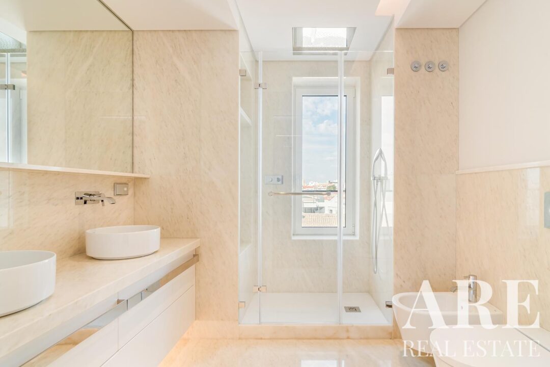 Apartment for sale in Estrela, Lisbon