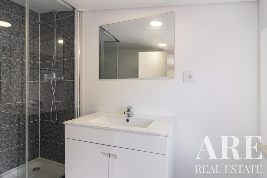 Apartment for sale in São Vicente, Lisbon