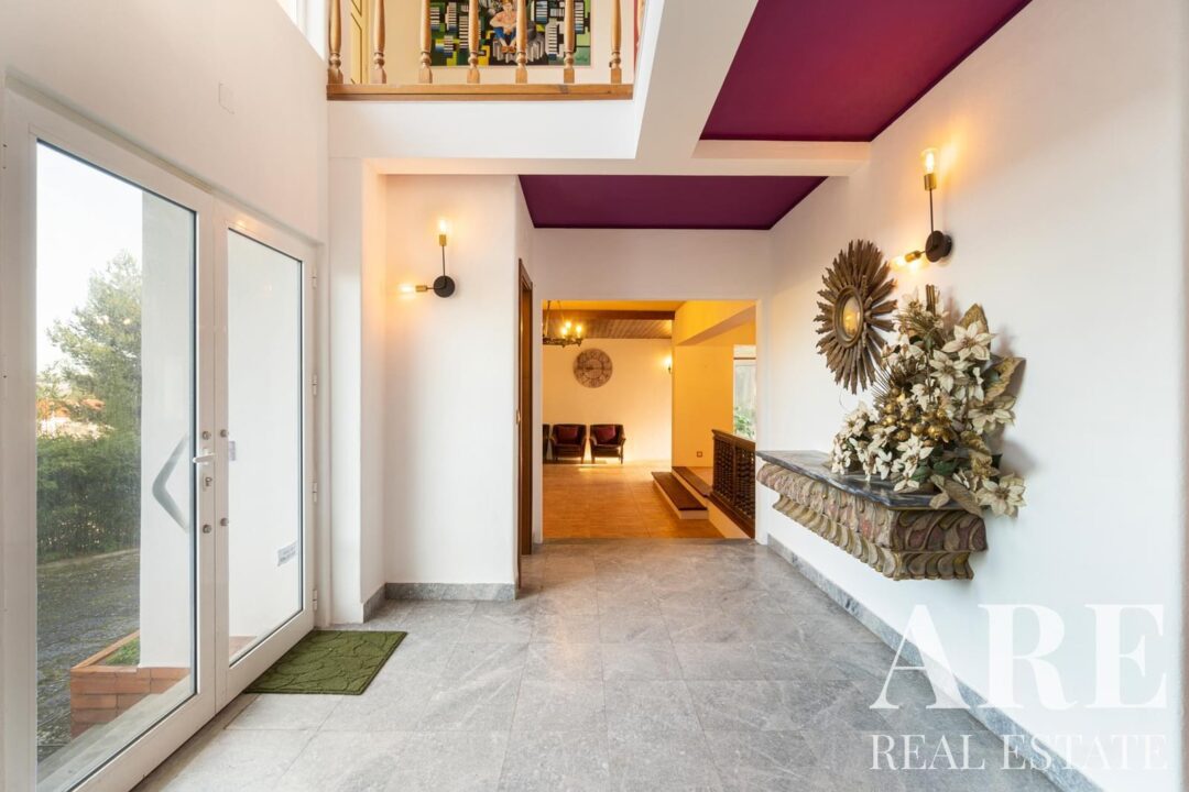 Villa for sale in Alto da Barra, Oeiras