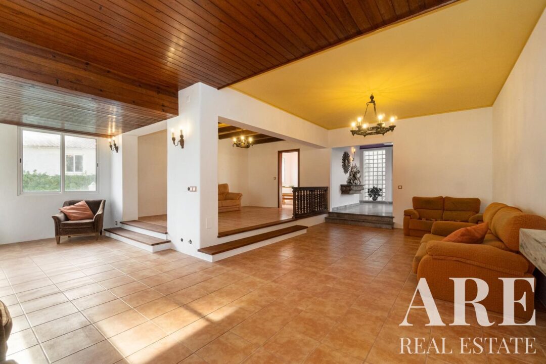 Villa for sale in Alto da Barra, Oeiras