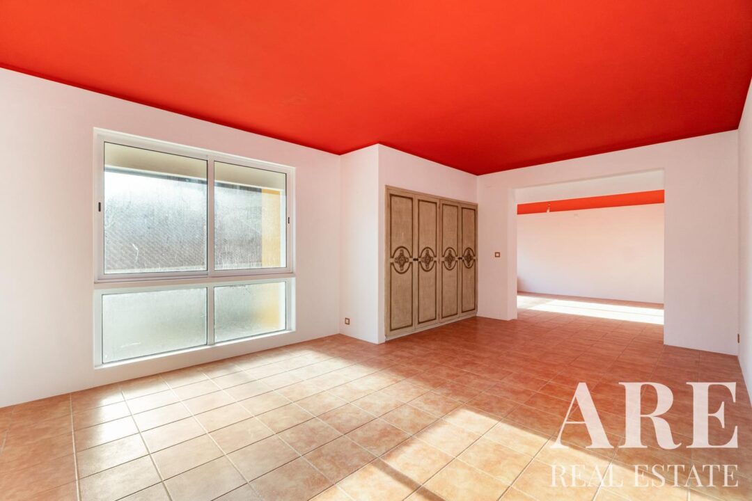 Villa for sale in Alto da Barra, Oeiras