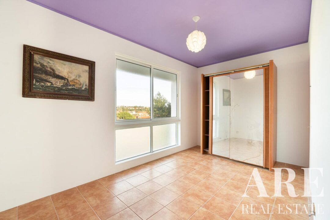 Villa for sale in Alto da Barra, Oeiras
