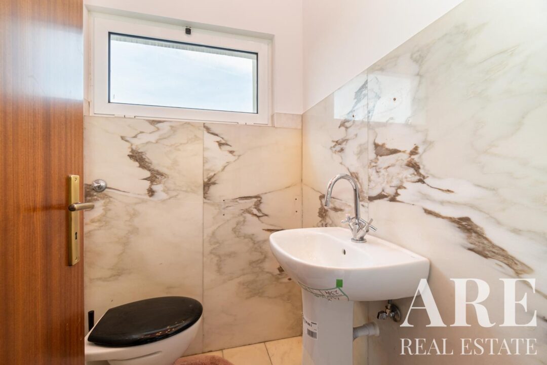 Villa for sale in Alto da Barra, Oeiras