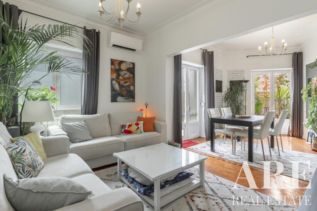 Apartment for sale in Campolide, Lisbon