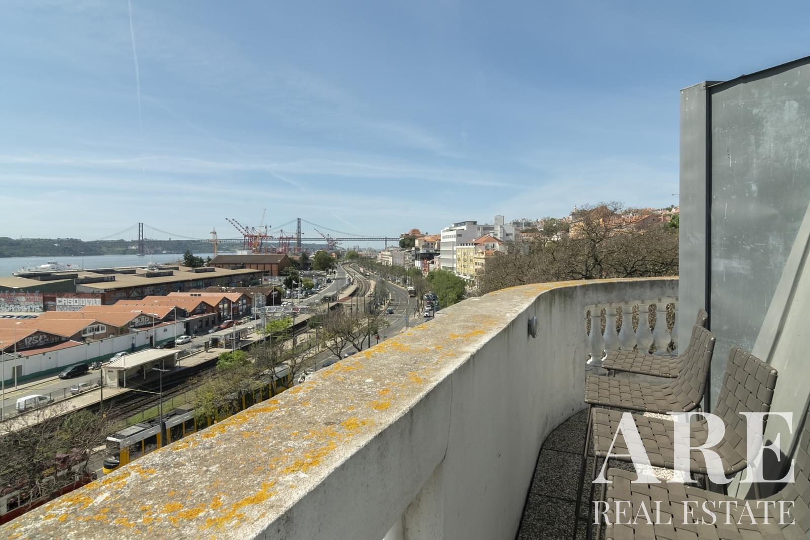 Apartment for sale in Santos, Lisbon