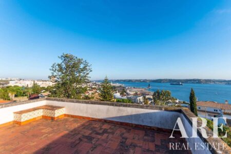 Villa for sale in Alto de Santa Catarina, Oeiras