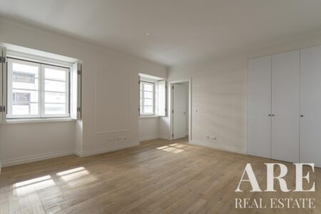 Apartment for sale in Avenidas Novas, Lisbon