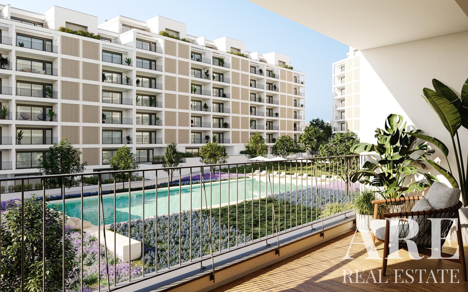 Apartment for sale in Élou, Loures