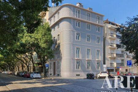 Apartment for sale in Borges 181, Campo de Ourique, Lisbon