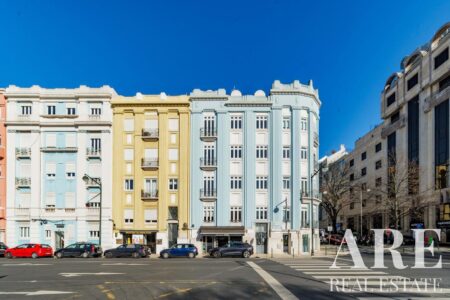 Apartment for sale in Campo Pequeno, Lisbon