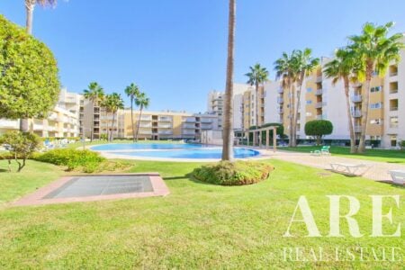 Apartment for sale in Moura Praia, Vilamoura, Algarve