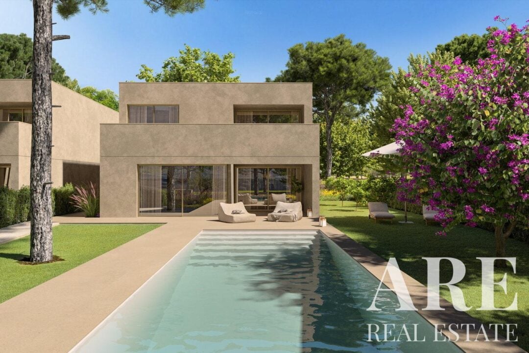 Villa for sale in Simple Vilamoura, Vilamoura, Algarve