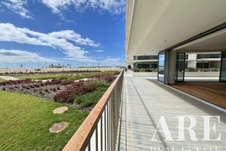 Apartment for sale in Bayline, Armação Pêra, Algarve