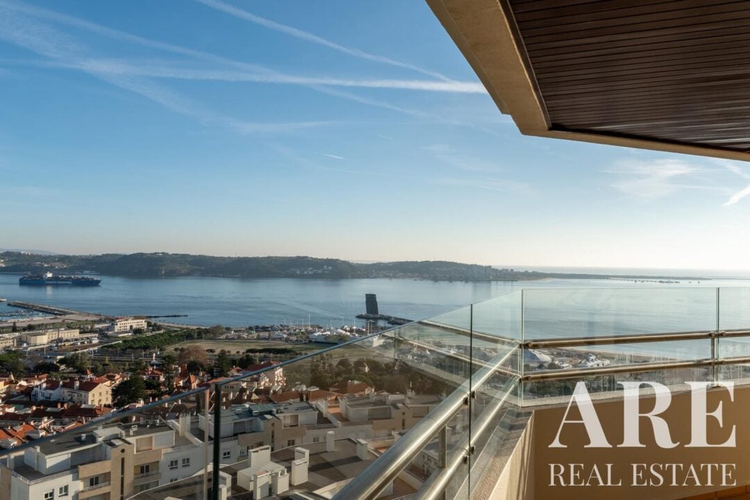 Apartment for sale in Alto de Santa Catarina, Oeiras