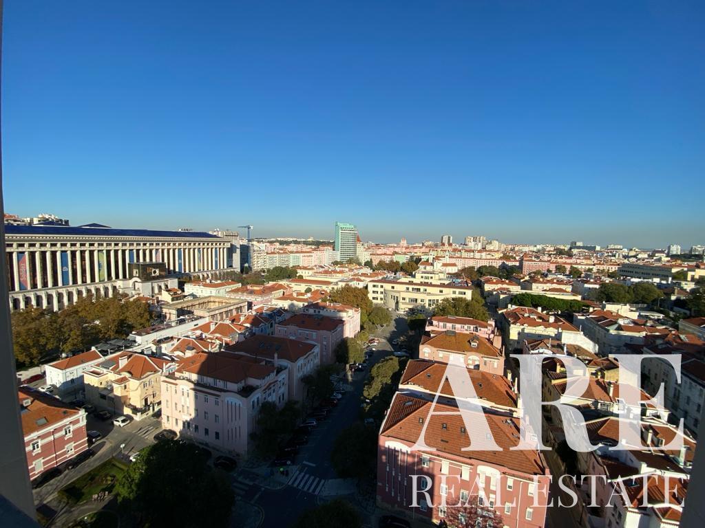 Apartment for sale in Campo Pequeno, Lisbon