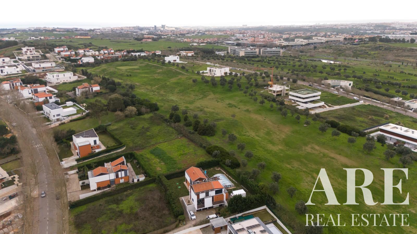 Plot for sale in Oeiras Golf Residence, Oeiras