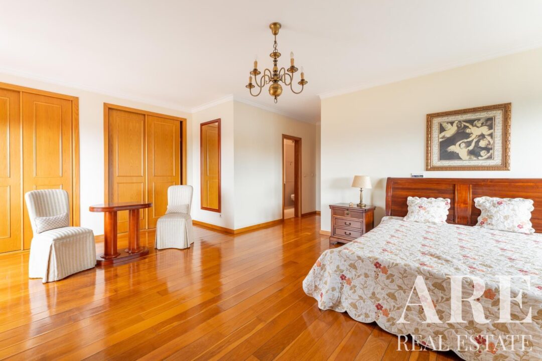 Apartment for sale in Oeiras