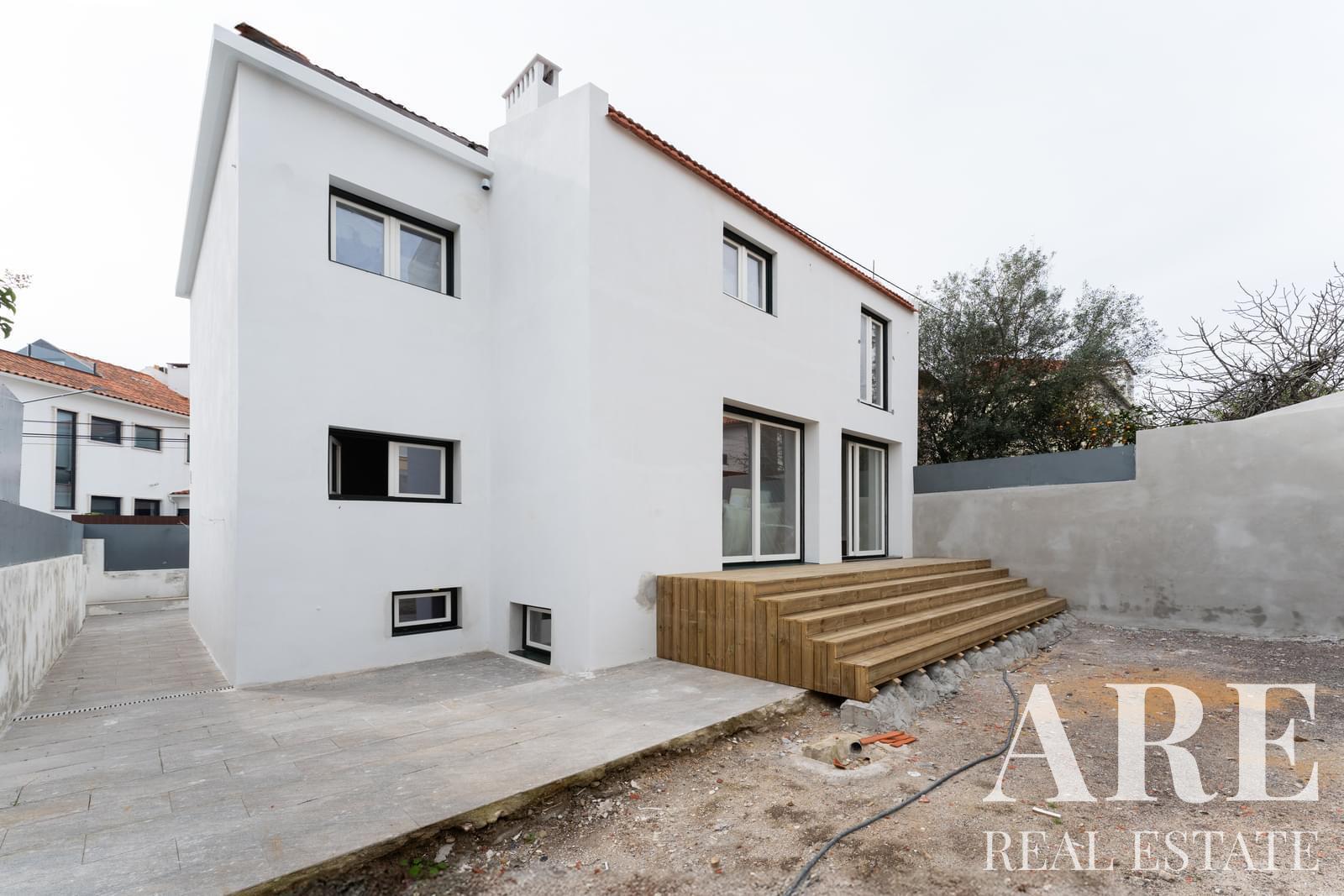 Villa for sale in Ajuda, Lisbon