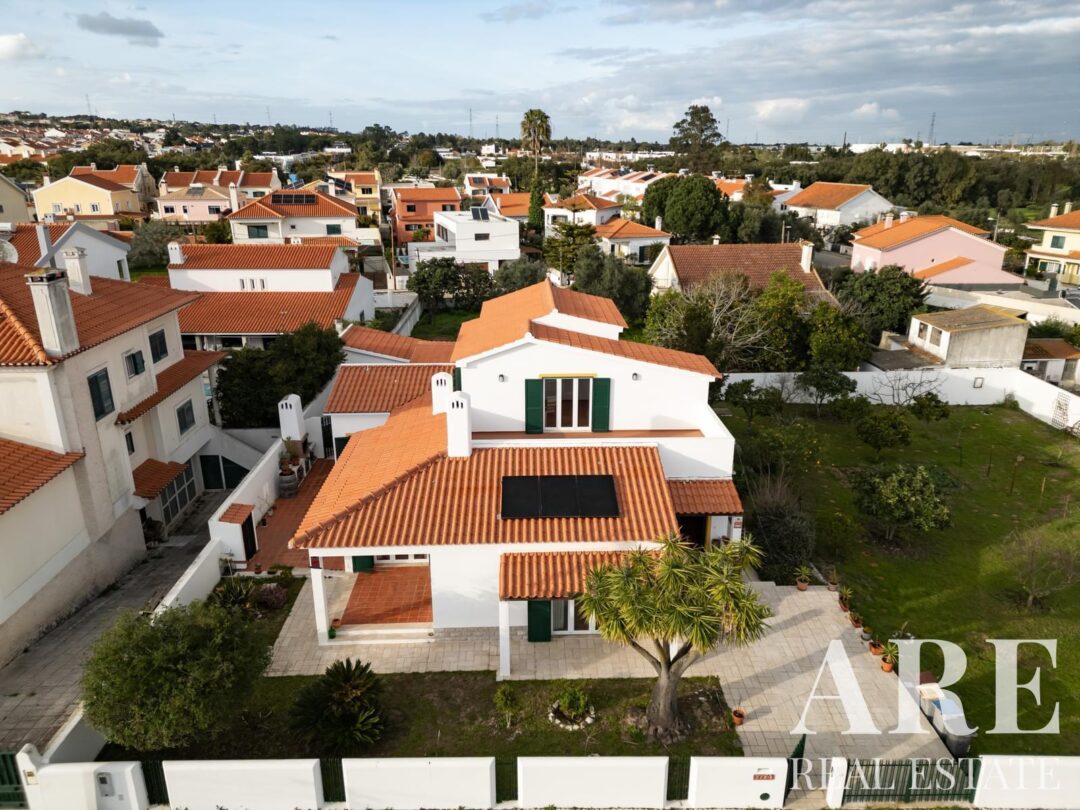 Casa en venta en Aires, Palmela 11 Villa for sale in Aires, Palmela