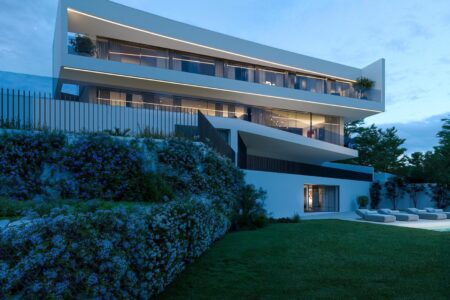 Villa for sale in Alto do Lagoal, Oeiras