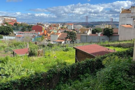 Lote de terreno à venda em Ajuda, Lisboa