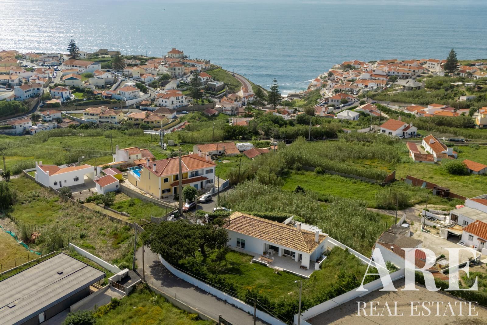 Villa for sale in Azenhas do Mar, Sintra