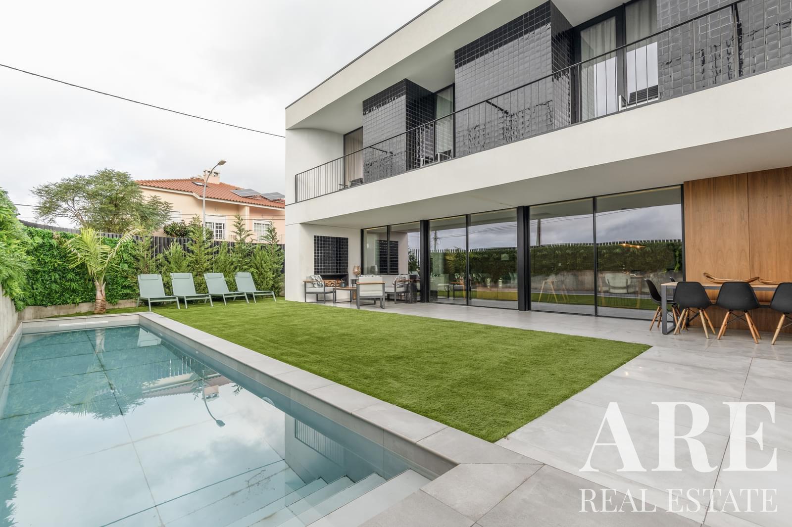 Villa for sale in Porto Salvo, Oeiras