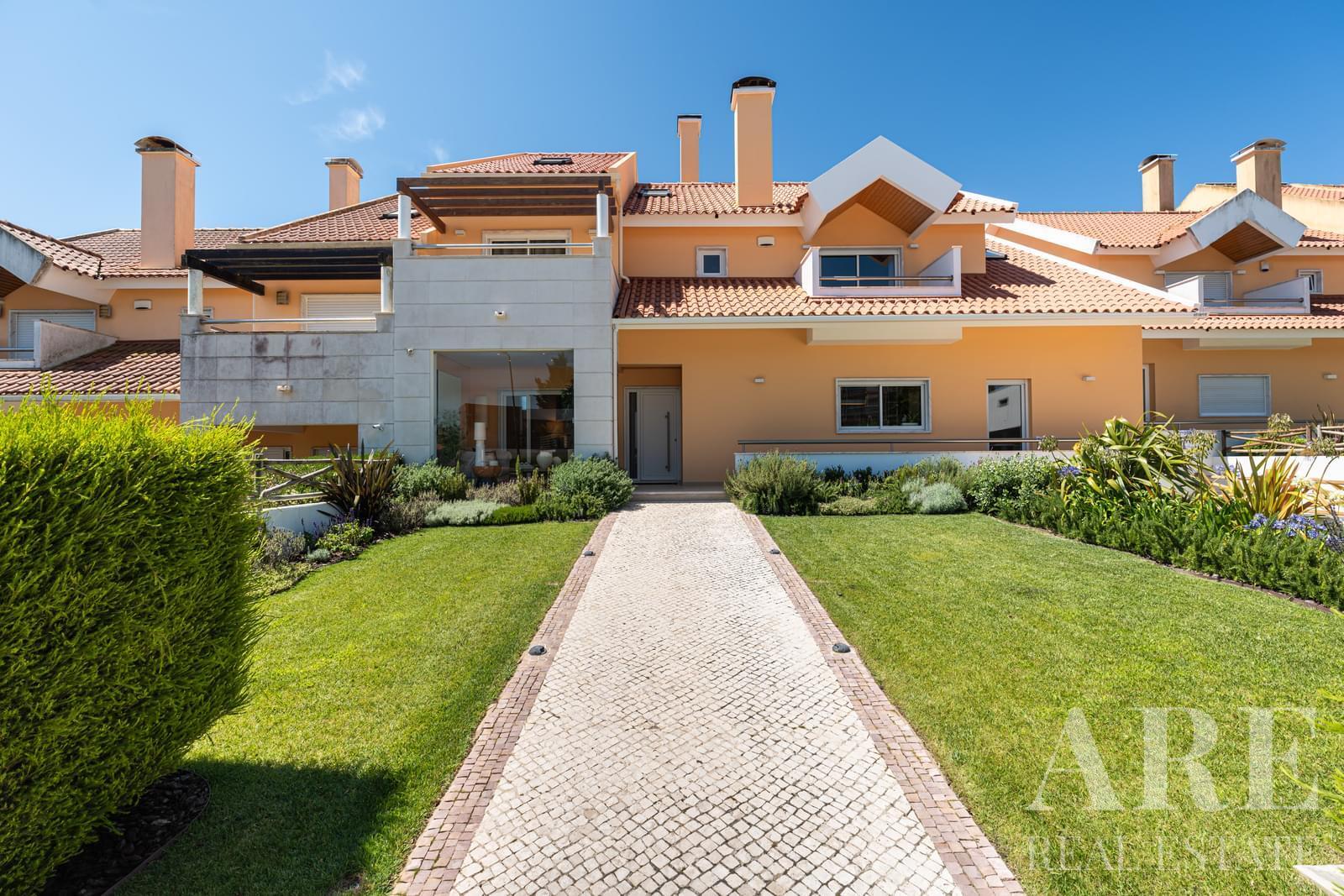 Villa for sale in Belas Clube de Campo, Sintra