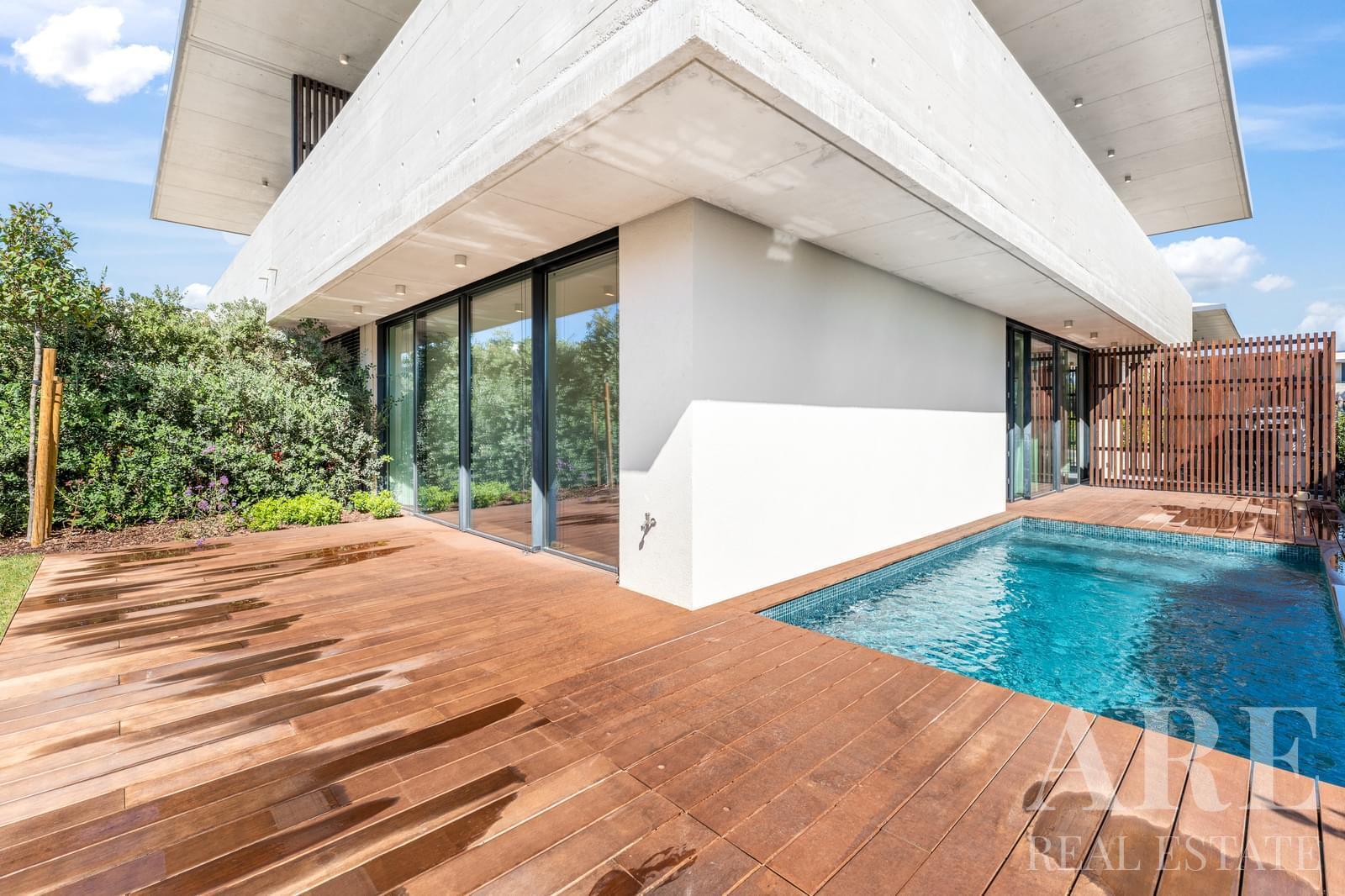 villa for sale in areia cascais 37970 001