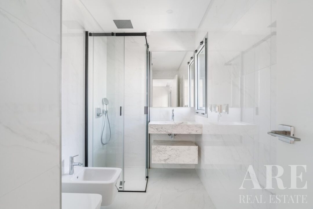 Apartment for sale in Alto de Algés, Oeiras