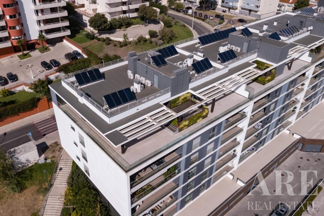 Apartment for sale in Alto de Algés, Oeiras