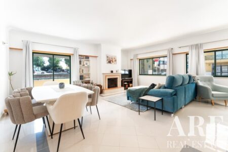 Apartamento à venda em São Domingos de Rana, Cascais