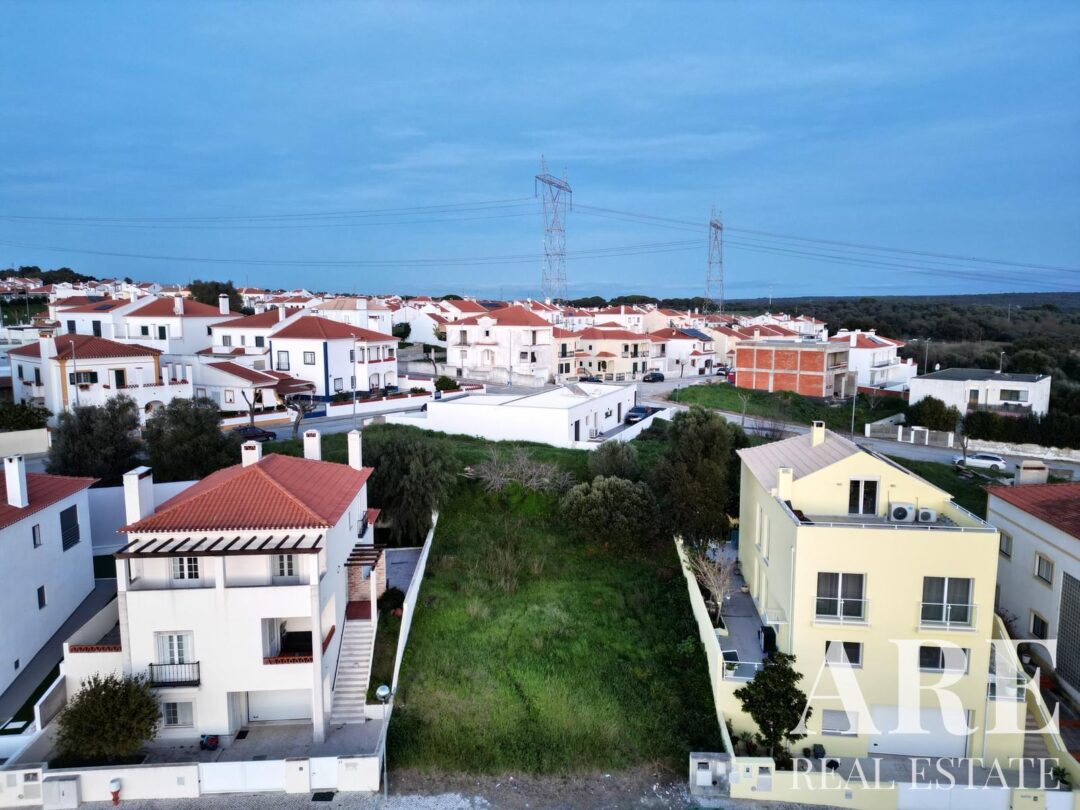 Lote de terreno à venda em Alcácer do Sal Lote de terreno à venda em Alcácer do Sal